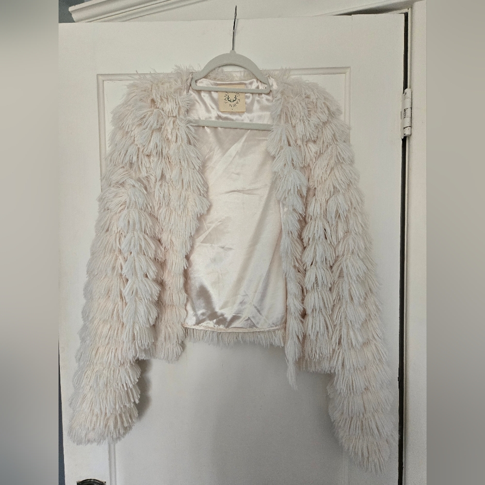 Elegant Cream Faux Fur Jacket